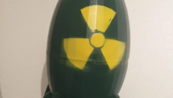 Тактическое ядерное оружие в режиме VASE на палке (палка ... 1