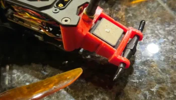Крепление для антенны AtomRC Hurricane5......