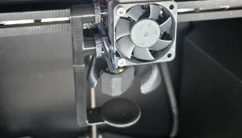 Магнитный держатель для какашек Prusa Core One / MK4 Next...
