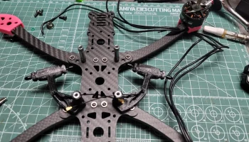 Антенный держатель Flywoo Mr.Croc 7 1