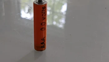 Батарея ААА