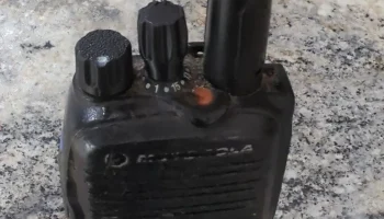 Ручки радио Motorola 1
