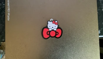 милый брелок/ожерелье hello kitty 1