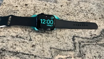 Док-станция для зарядки Apple Watch/Настольные часы