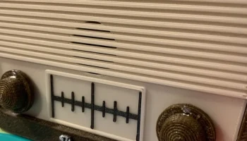 Theremin Vintage Radio Case Remix 1