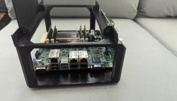 Полка ITX NAS сверхкороткой глубины 4U (около) 2