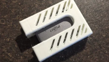 Шоковый чехол Crucial X9