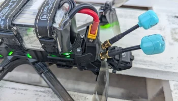 iFlight Nazgul F5D V2 вертикальное крепление XT60........... 3