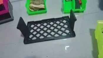 Штабелируемый держатель для коробок с ручками...