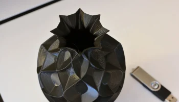 Vase 738 1