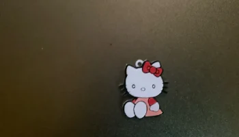 милый брелок/ожерелье hello kitty 1