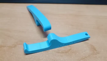 Брелок-открывалка для бутылок, распечатанный на 3D-принт...
