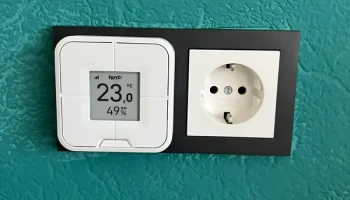 Держатель FRITZ Dect 440 для системы GIRA55