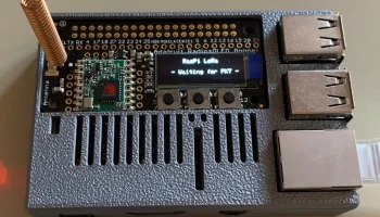 Капот Adafruit Radio с корпусом OLED Raspberry Pi
