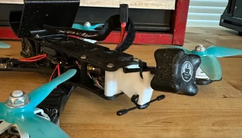 Крепление для антенны Xhover Stingy 3