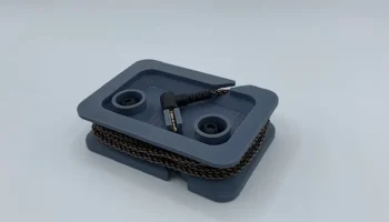 ЧЕХОЛ ДЛЯ НАУШНИКОВ CCA-C12 IEM 1