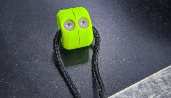 Крепление для ткани с магнитным зажимом.........