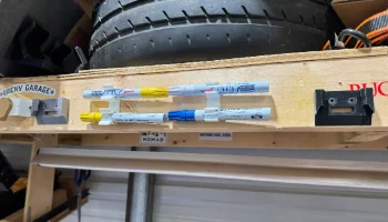 держатель батареи dewalt 20 В 2