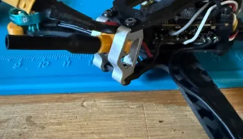 Крепление для антенны Головастик dji 04.......