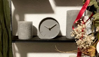 Uhr/Clock