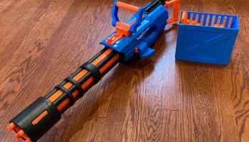 Зажим Zuru Xshot Insanity Rail и банка с боеприпасами...... 1
