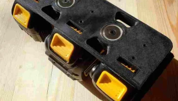 Магнитное крепление для аккумулятора DeWalt 20 В..........