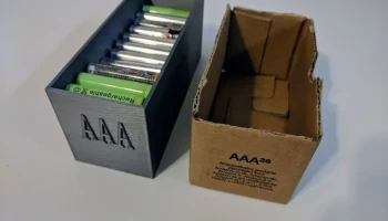 Ящик для хранения батарей AA AAA и 18650 2