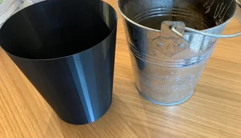 Вкладыш ведра для смазки Traeger (режим "Ваза")...... 2