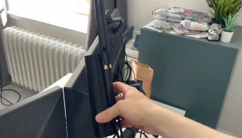 Держатель антенны на кронштейне монитора... 3