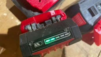 Держатель для батареи BOSCH "Blue" ProCore 18 В/Двусторо... 2
