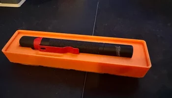 Держатель для фонарика Gridfinity 1x4 Milwaukee, выступ, ...