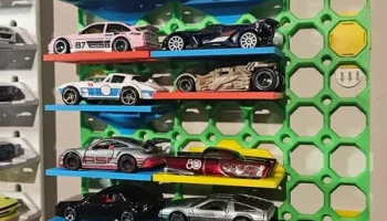 Литой автомобильный дисплей Multiboard в масштабе 1:64 1