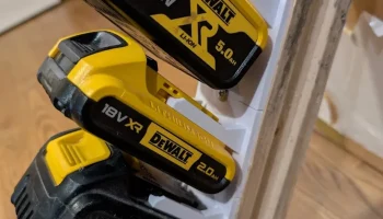 Модульное аккумуляторное хранилище DeWalt, вертикальное 7