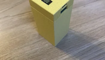 Powerbank мощностью 22,5 Вт на 13 350 аккумуляторов Li-Po.