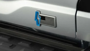 Магнит на холодильник FORD F-150 Lightning Tail Gate Embl... 9