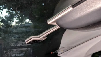 Регулировочное крепление Prius Prime Comma 4 2021 года 1