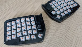 Акриловый чехол Lily58 Pro