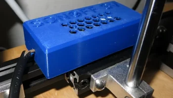 Корпус Sonoff SV с пуговицами и сотовыми отверстиями 1