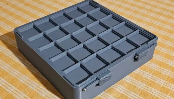 Ящик Gridfinity 5x5x6, штабелируемый со скользящим замком Ящик Gridfinity 5x5x6, штабелируемый со скользящим замком