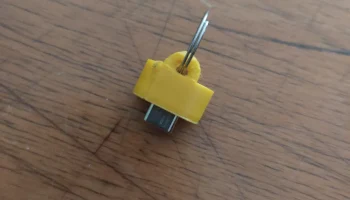 Держатель для ключей с затворной коробкой Logi type-c....... 1