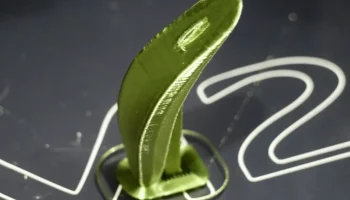 Приманка в виде камбалы, напечатанная на 3D-принтере... 1