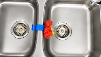 Sink Divider Sponge Holder -Dual Basin Clip-On 1