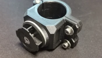 КРЕПЛЕНИЕ НА ПОДСТАВКУ ДЛЯ МОНИТОРА QUAD LOCK 35 ММ (ШАГ... 1