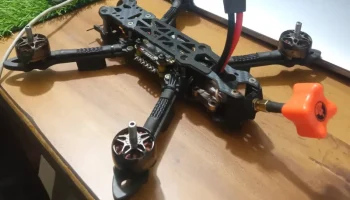 Крепление антенны GEPRC Mark4 VTX SMA