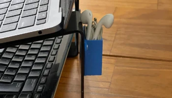 Магнитный держатель наушников Earpods (или что-нибудь в э... 2