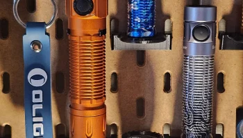 Организатор Olight Skadis для сортировки фонарей