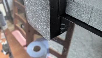 Магнитные зажимы нижней панели Voron...... 1