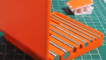 Магнитный ящик для хранения (OpenSCAD)...... 2
