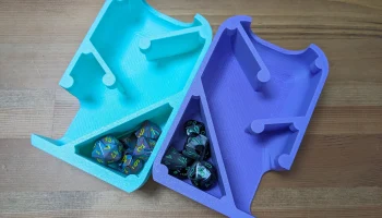 Башня для игры в кости и хранилище со встроенными магнита...
