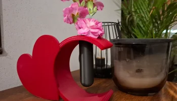Love Vase 1